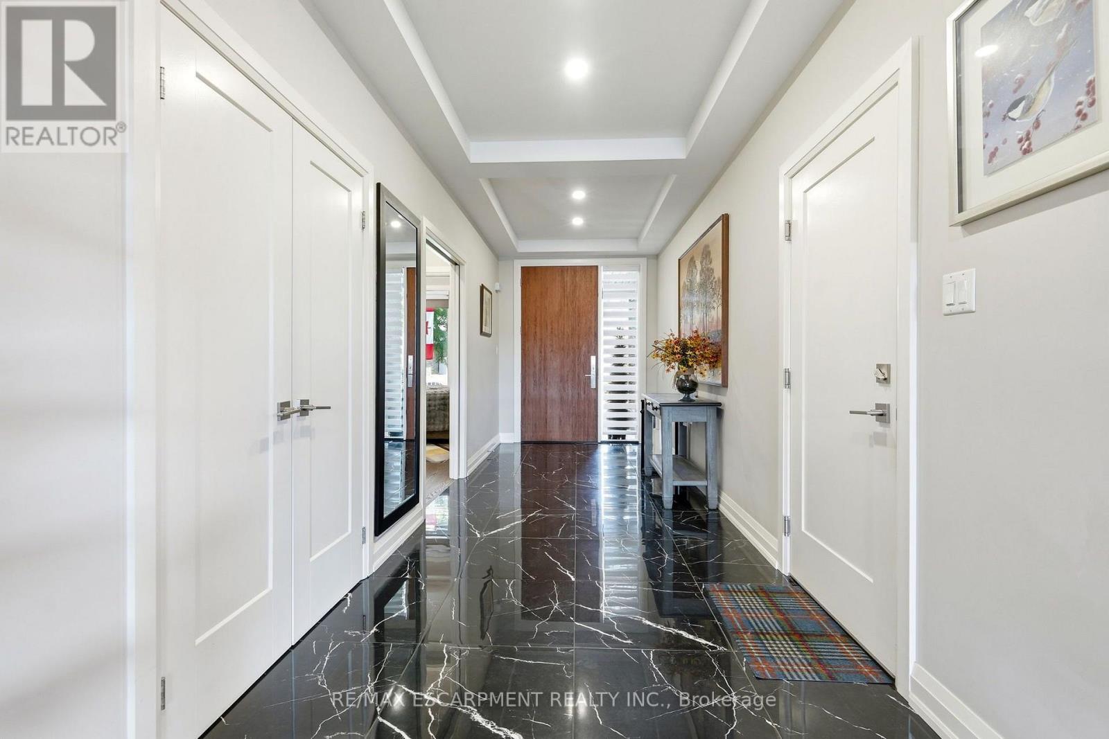 42 CARLTON AVENUE - 6