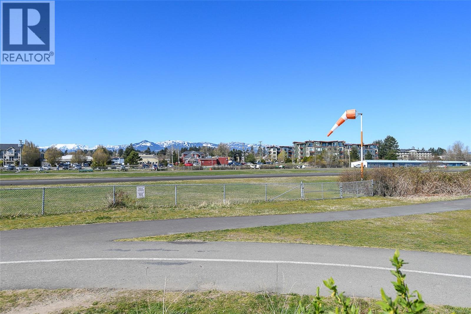 #212 2300 Mansfield Dr - Image 36