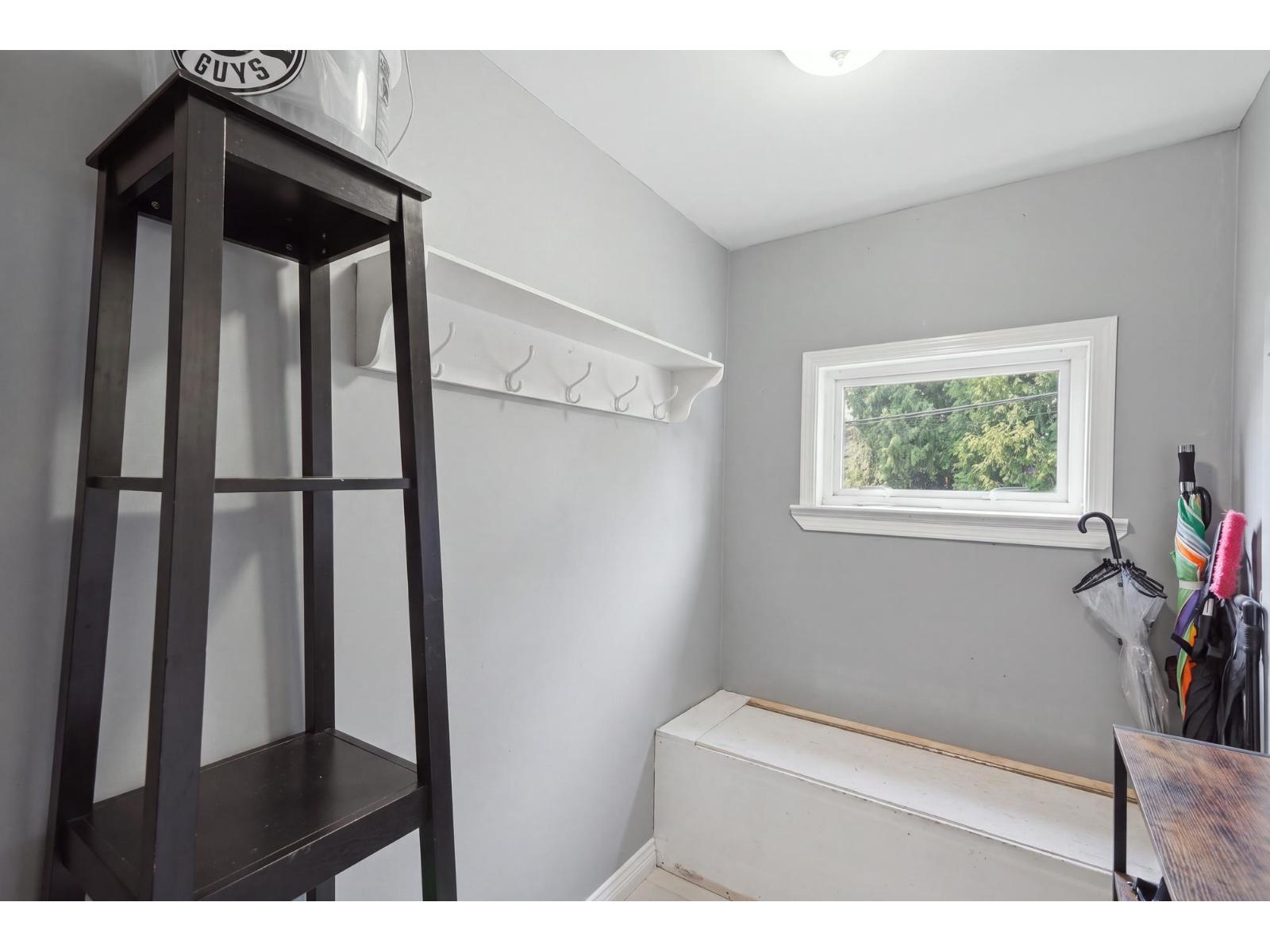 1624 JACKSON STREET — photo 4