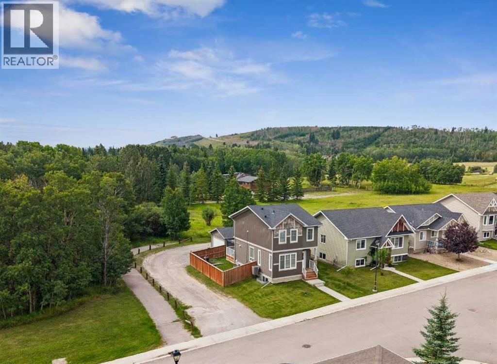 401 Edward Avenue, Diamond Valley, Alberta, T0L2A0
