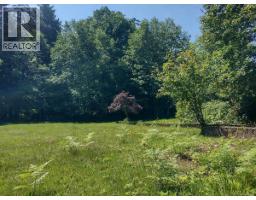 955 Despins Rd, Sayward, BC V0P1R0 Photo 11