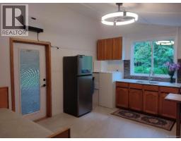955 Despins Rd, Sayward, BC V0P1R0 Photo 15