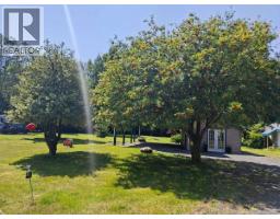 955 Despins Rd, Sayward, BC V0P1R0 Photo 6