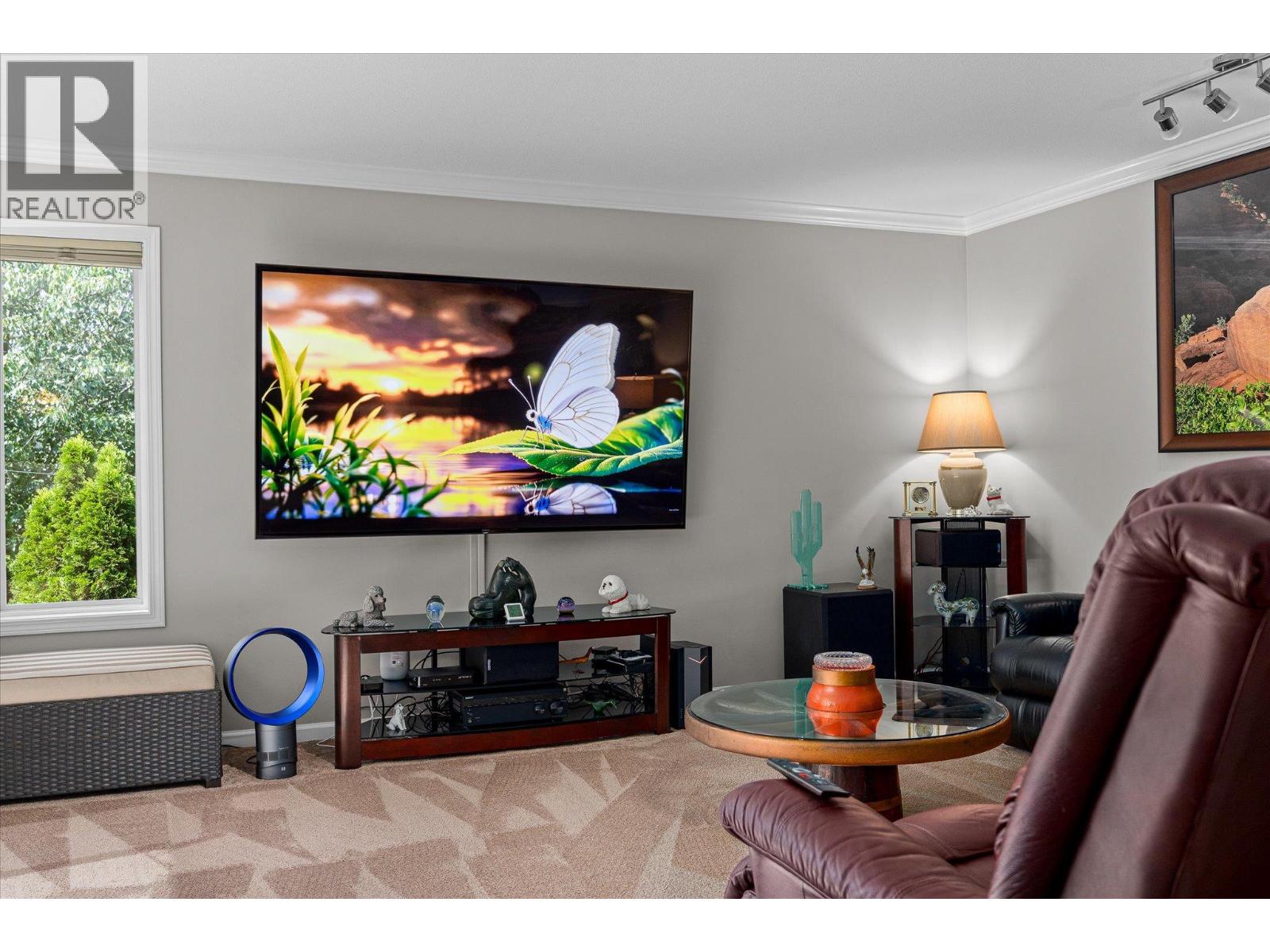 842 Raymer Road, Kelowna