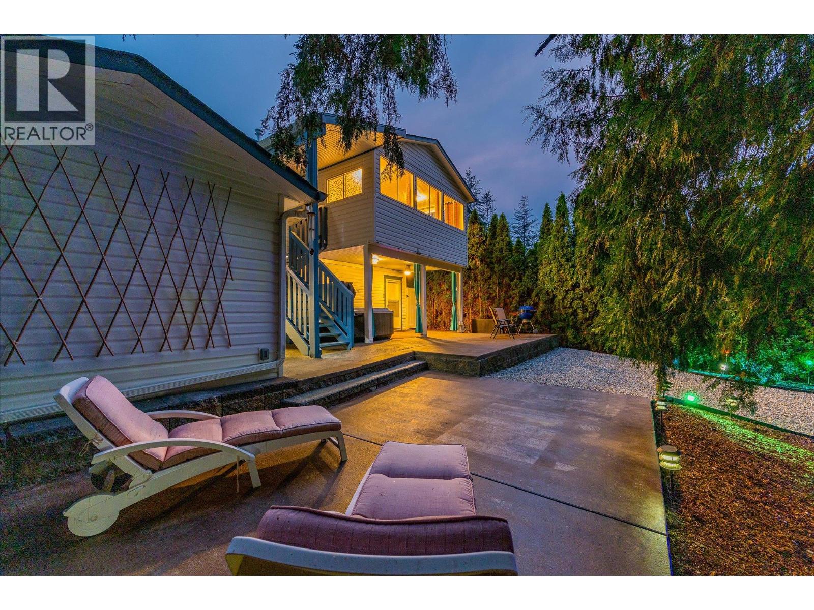 842 Raymer Road, Kelowna