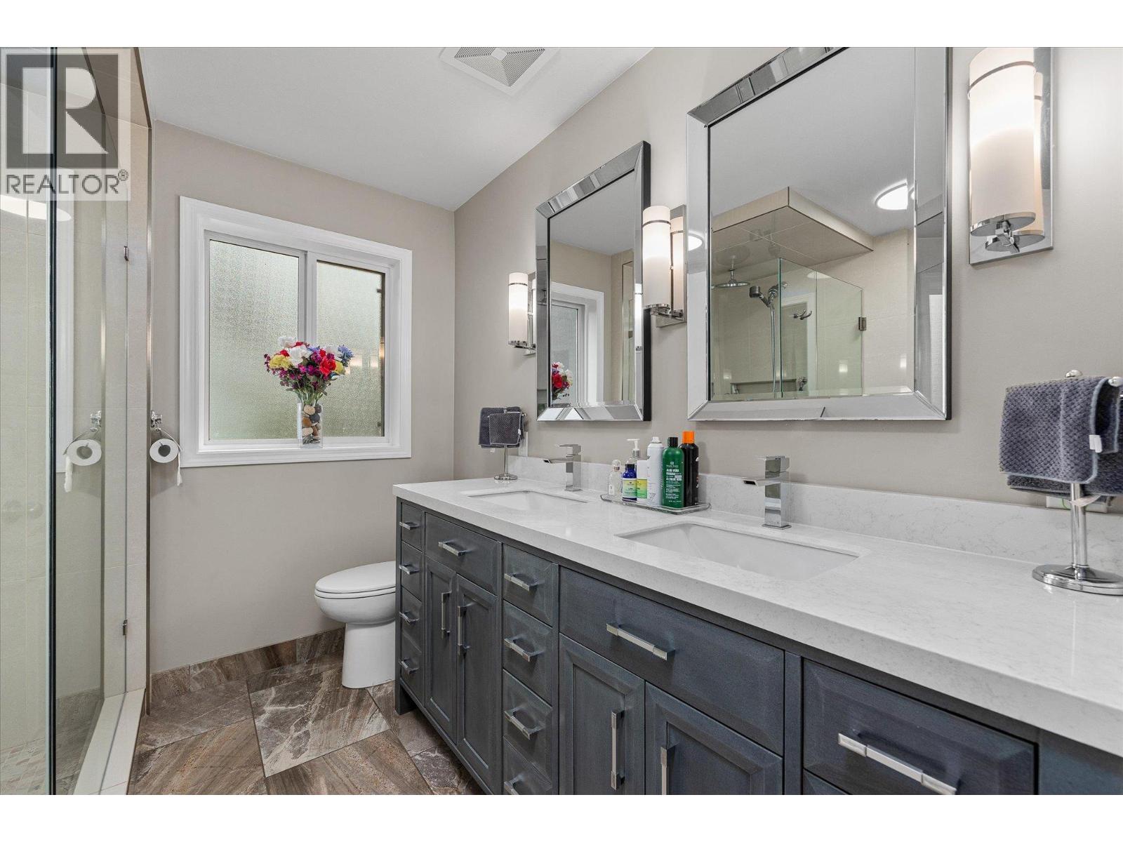 842 Raymer Road, Kelowna