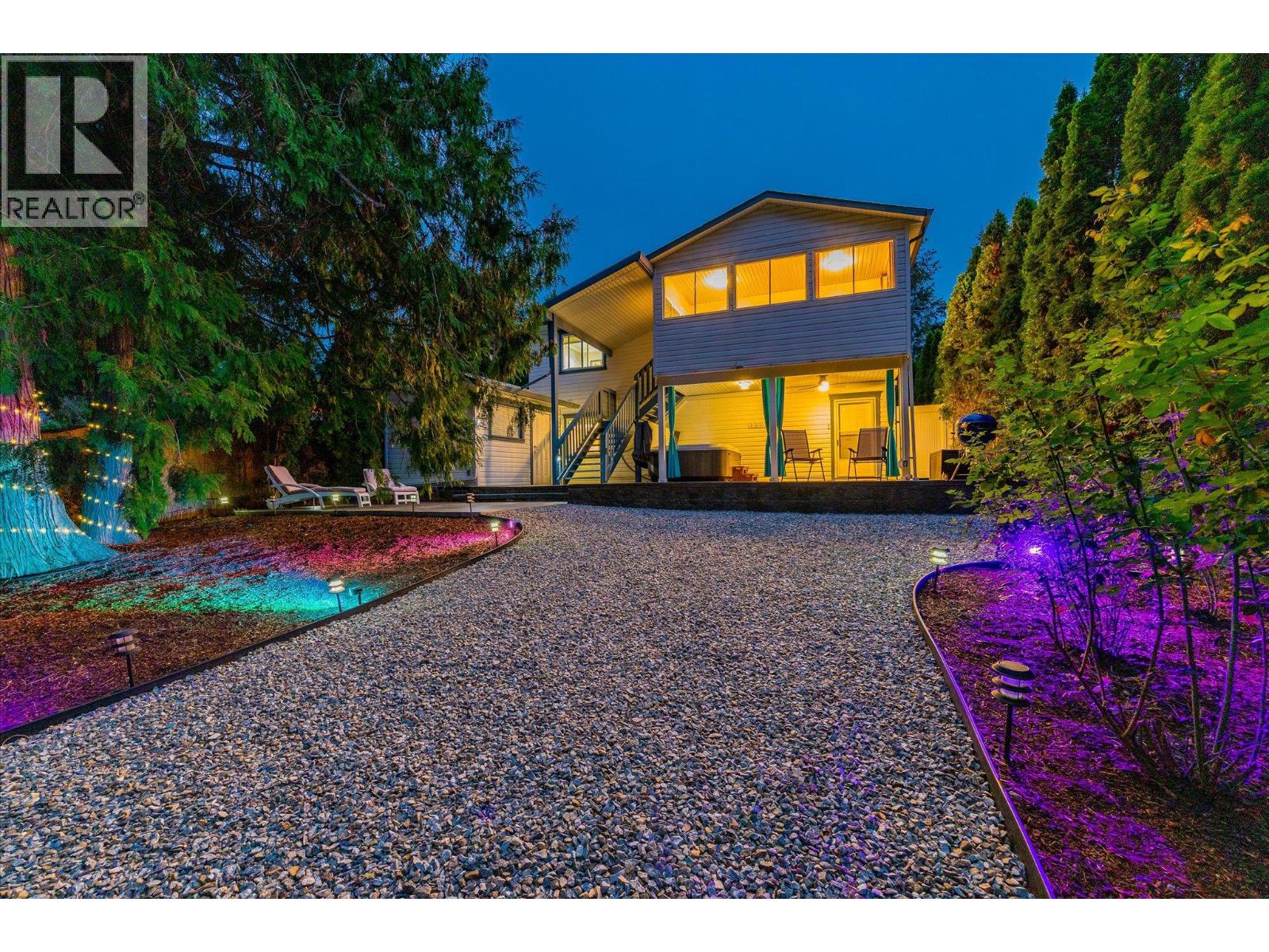 842 Raymer Road, Kelowna