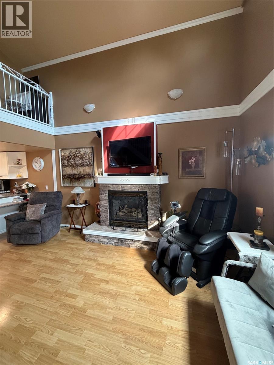 1102 Alfred STREET - 6
