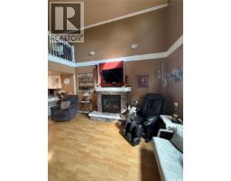 Enclosed porch - 1102 Alfred Street, Cochin, SK S0M0L0 Photo 6