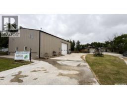 Chaplin Acreage - Two Houses And Large Shop, Chaplin, SK S0H0V0 Photo 62
