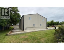 Chaplin Acreage - Two Houses And Large Shop, Chaplin, SK S0H0V0 Photo 63