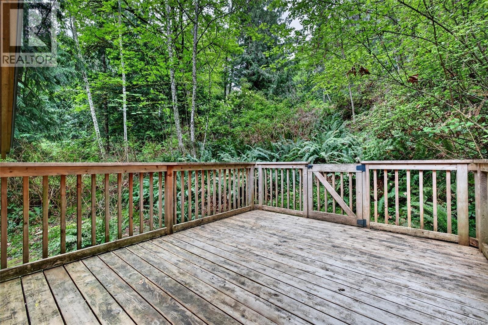 201 Price Road, Salt Spring