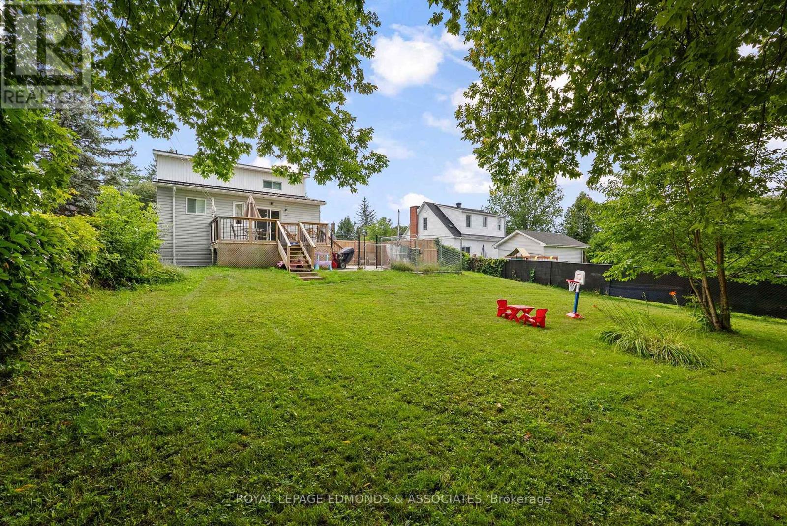 403 ALFRED STREET - Image 28