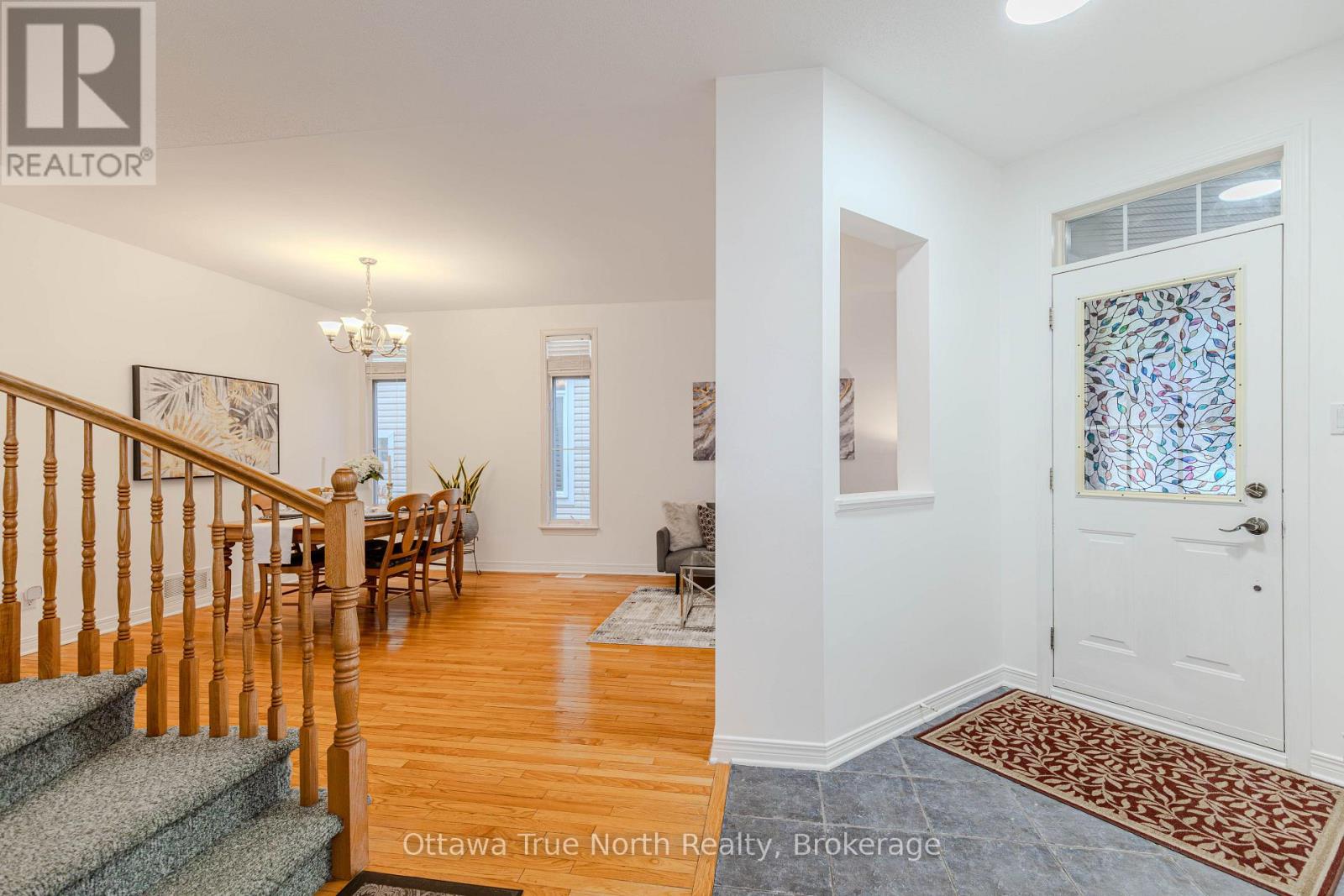 43 EVANSHEN CRESCENT - 3