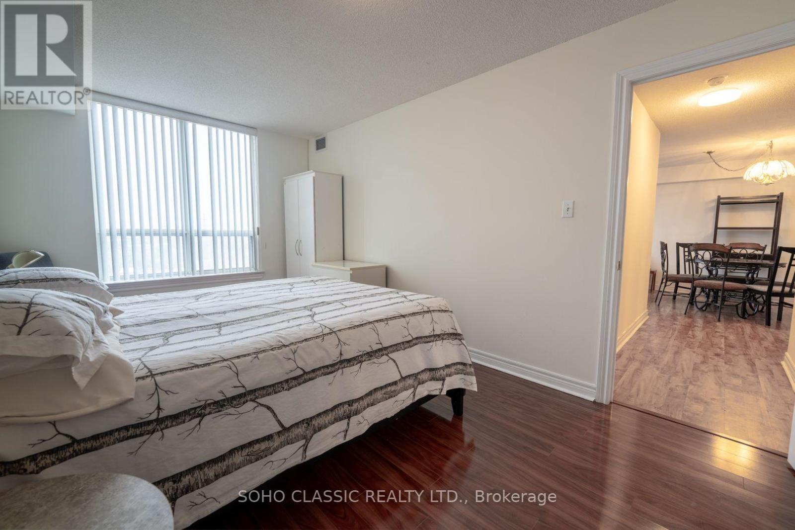 #809 1700 EGLINTON AVENUE E - 21
