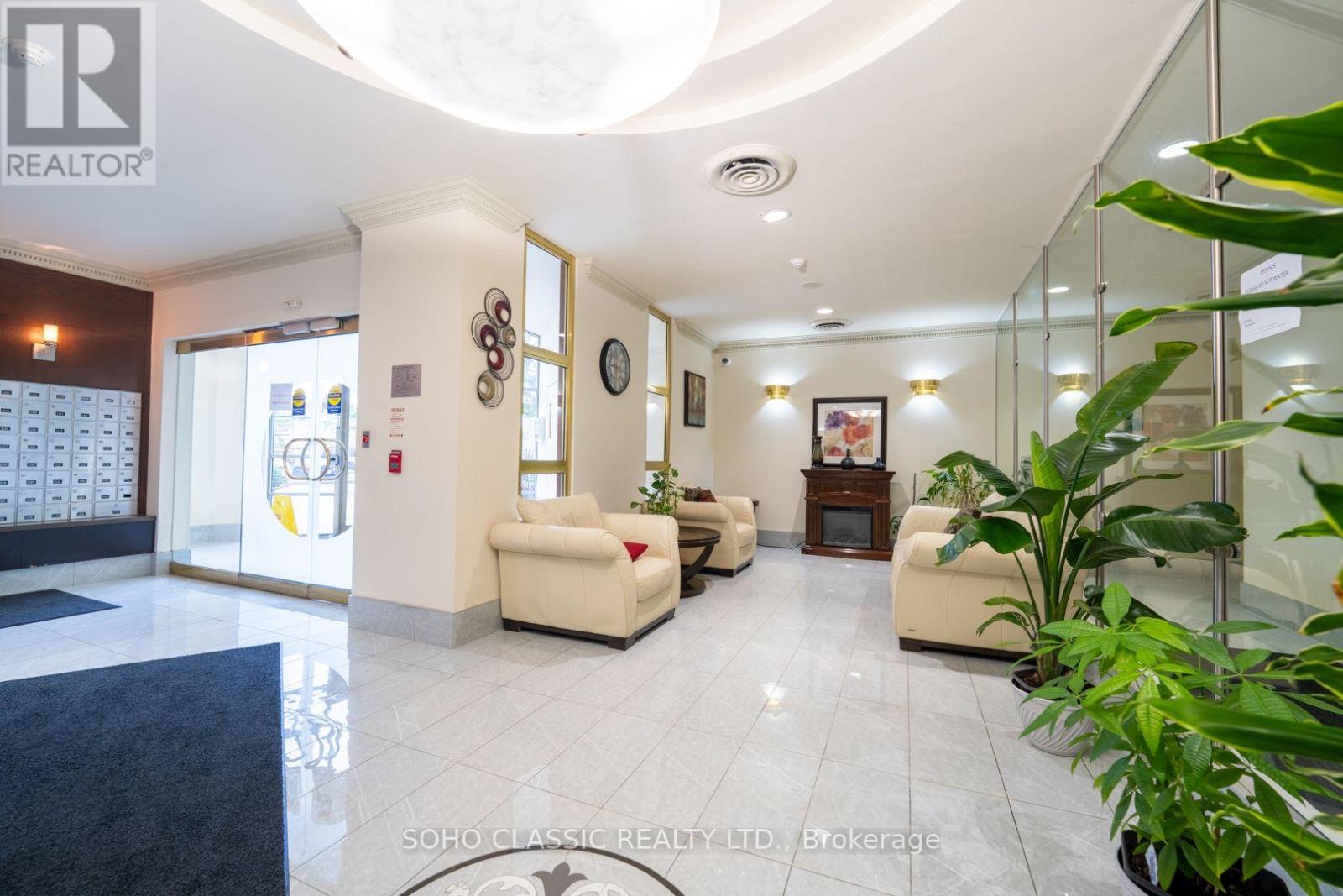 #809 1700 EGLINTON AVENUE E - 30
