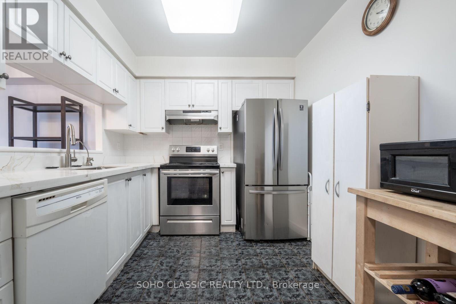 #809 1700 EGLINTON AVENUE E - Image 7