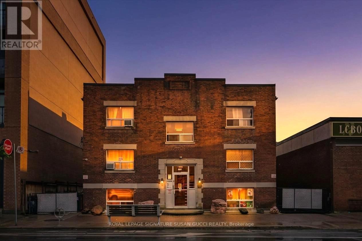 Photo of 1169 Danforth Avenue