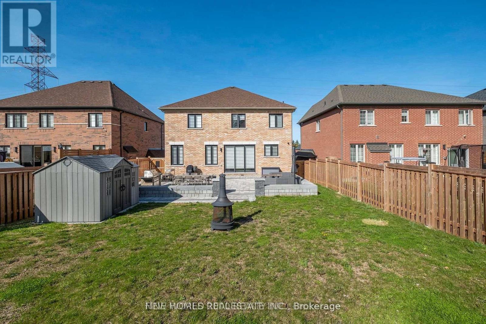 147 BETHPAGE CRESCENT - 19