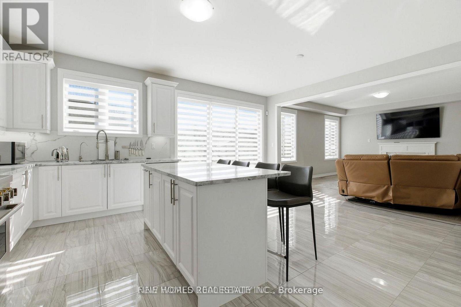 147 BETHPAGE CRESCENT - Image 9