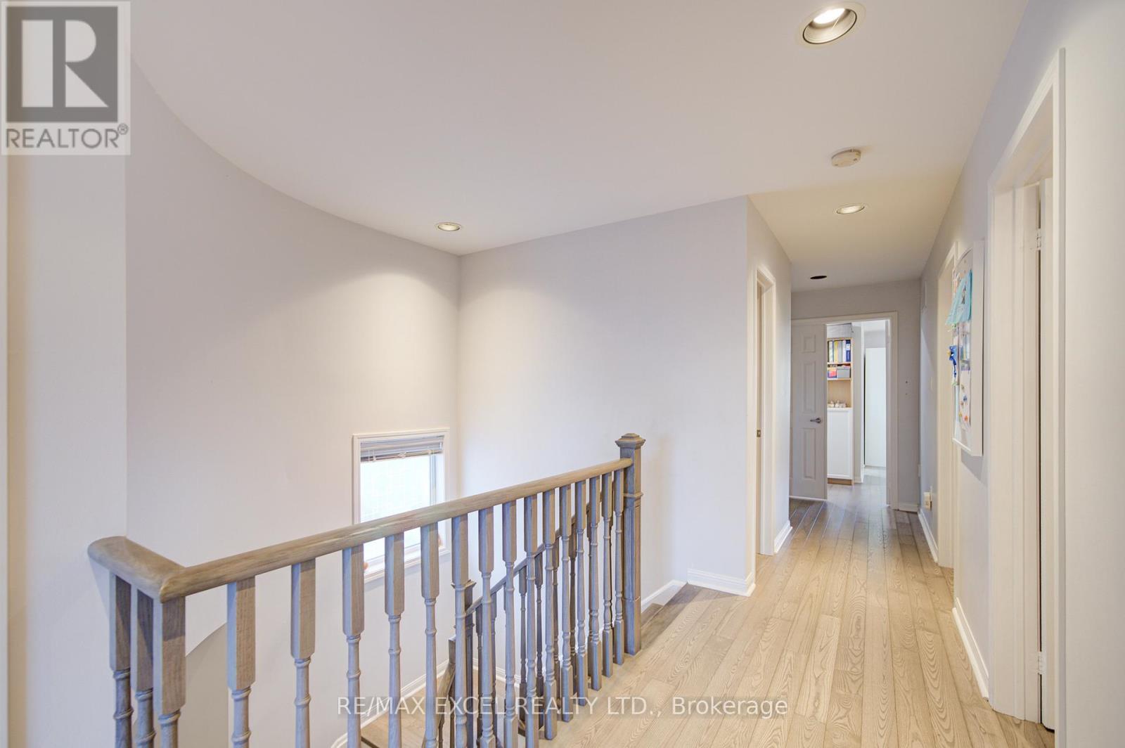6 SAPPHIRE DRIVE - Image 24