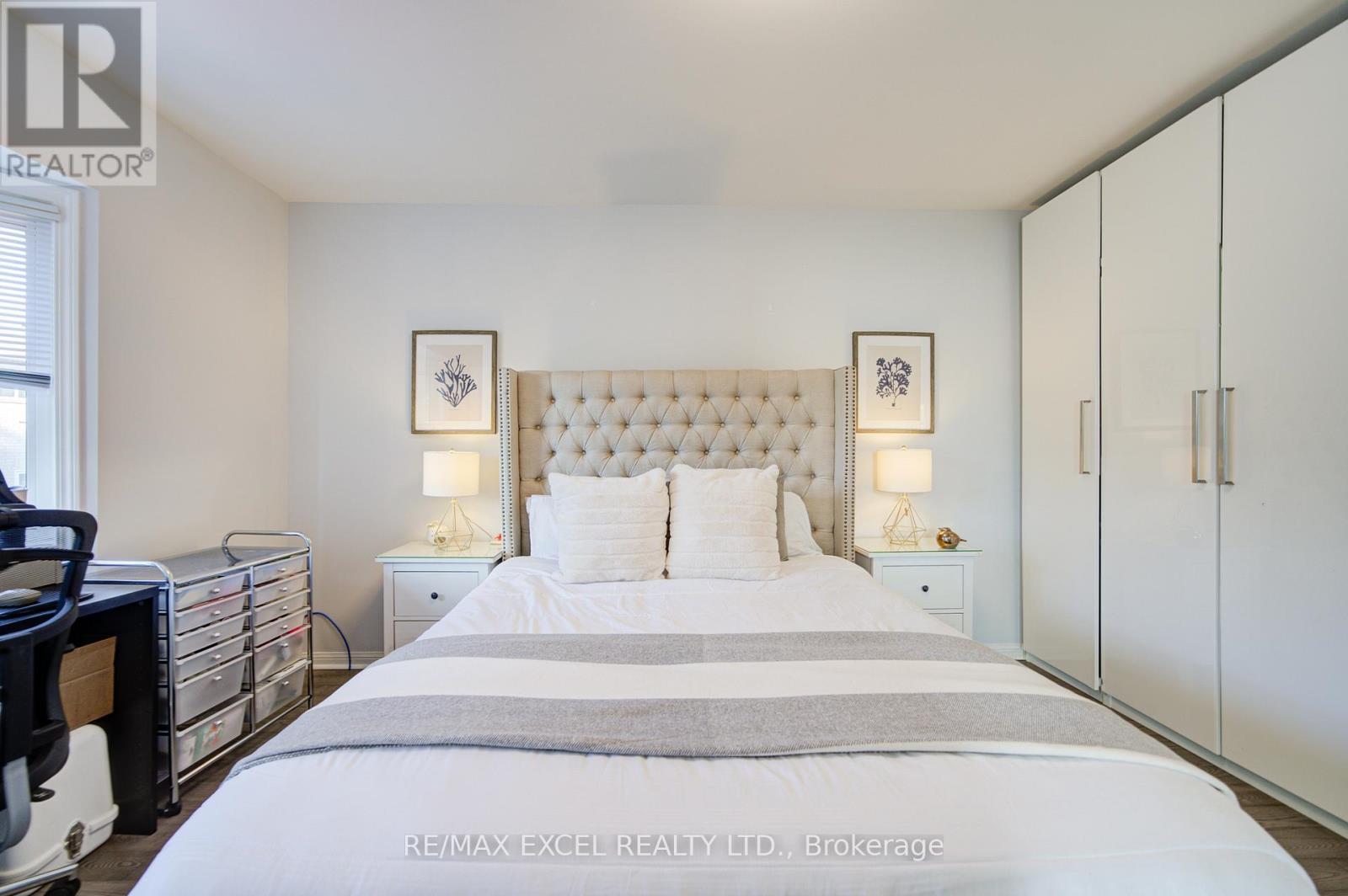 6 SAPPHIRE DRIVE - Image 35