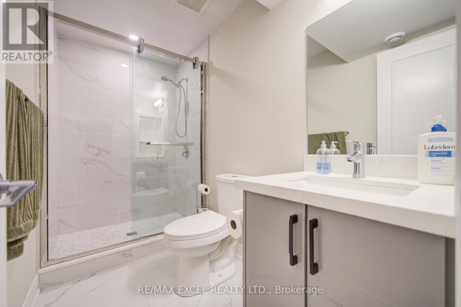 6 SAPPHIRE DRIVE - 48