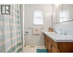 5392 Maple Crescent, Delta, BC V4K1G2 Photo 14