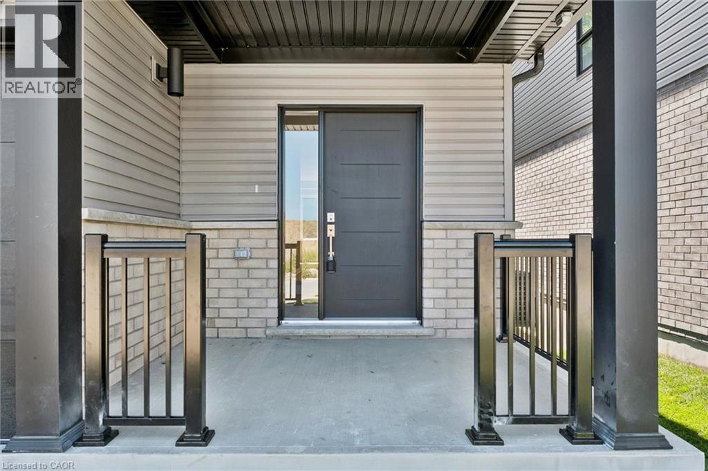 83 DOMINIQUE Street, Kitchener, Ontario, N2E0J9, Kitchener, Ontario — photo 4 of 5