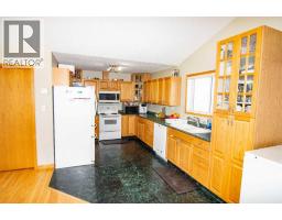 4pc Bathroom - 225004 222 Twp Rd, Rural Wheatland County, AB T0J1N0 Photo 11