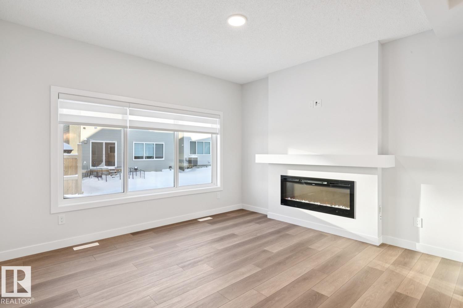 690 Bank DR - 15