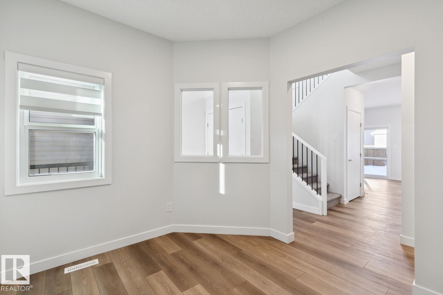690 Bank DR - 5