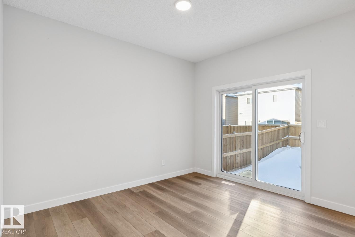 690 Bank DR - 7