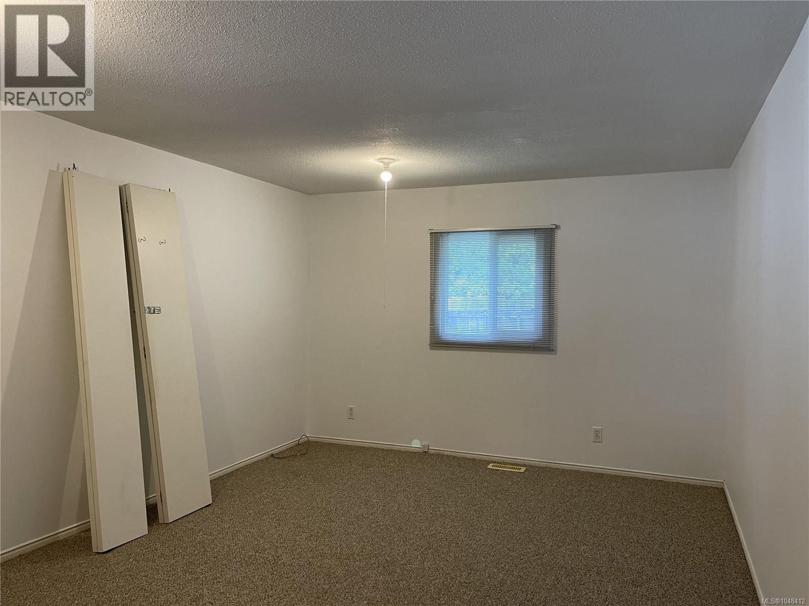 #8 2917 Alberni Hwy - 8