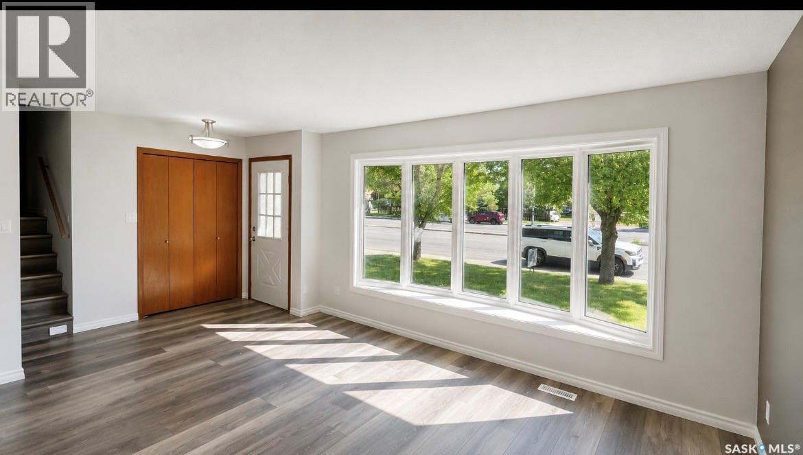 1510 McKercher DRIVE - Image 4