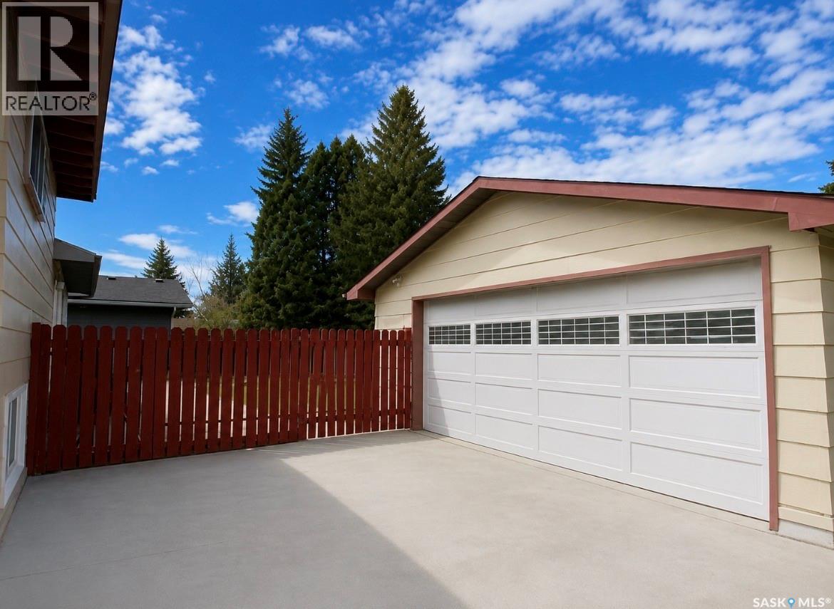 1510 McKercher DRIVE - Image 3
