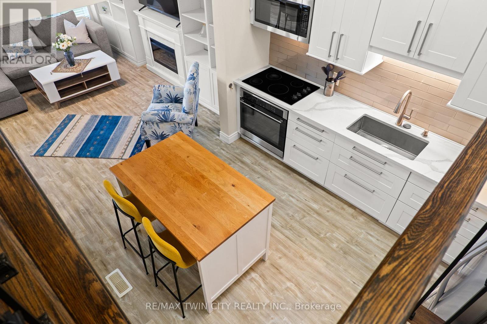#65 42 GREEN VALLEY DRIVE - Image 27