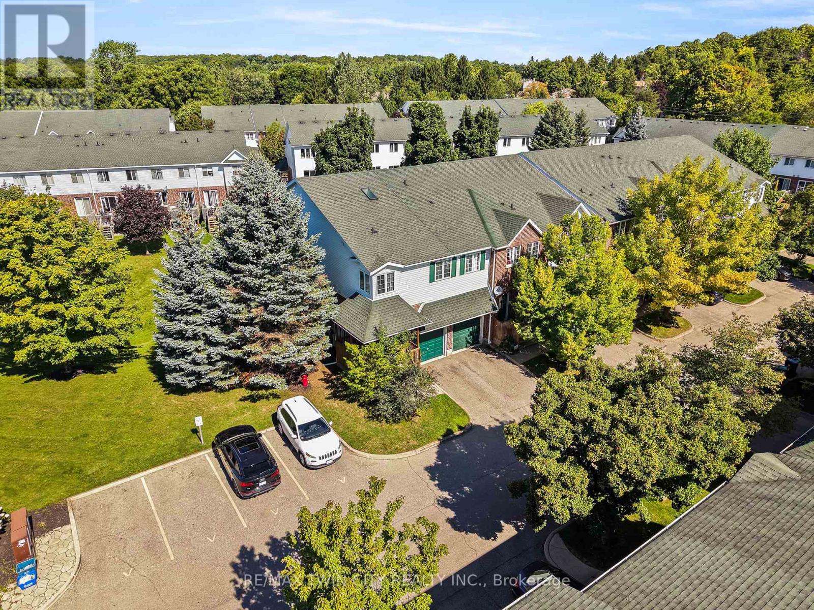 #65 42 GREEN VALLEY DRIVE - Image 40