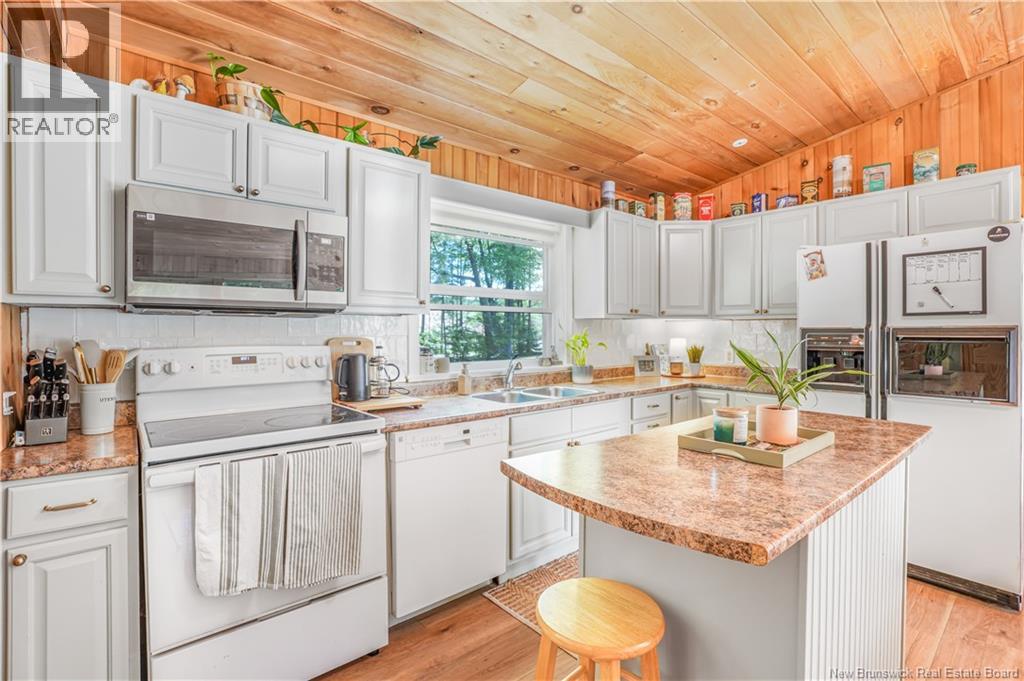 111 Camp Road - Image 13