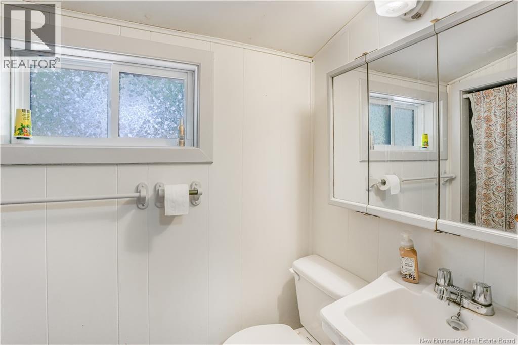 111 Camp Road - Image 26