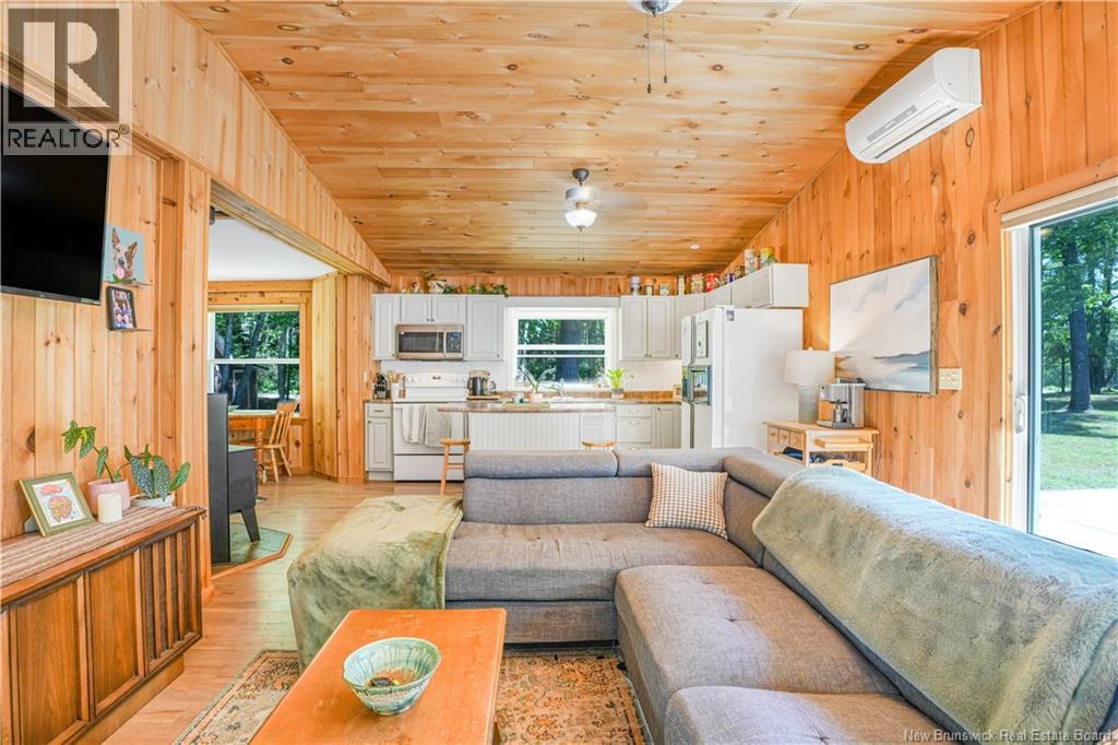 111 Camp Road - Image 9
