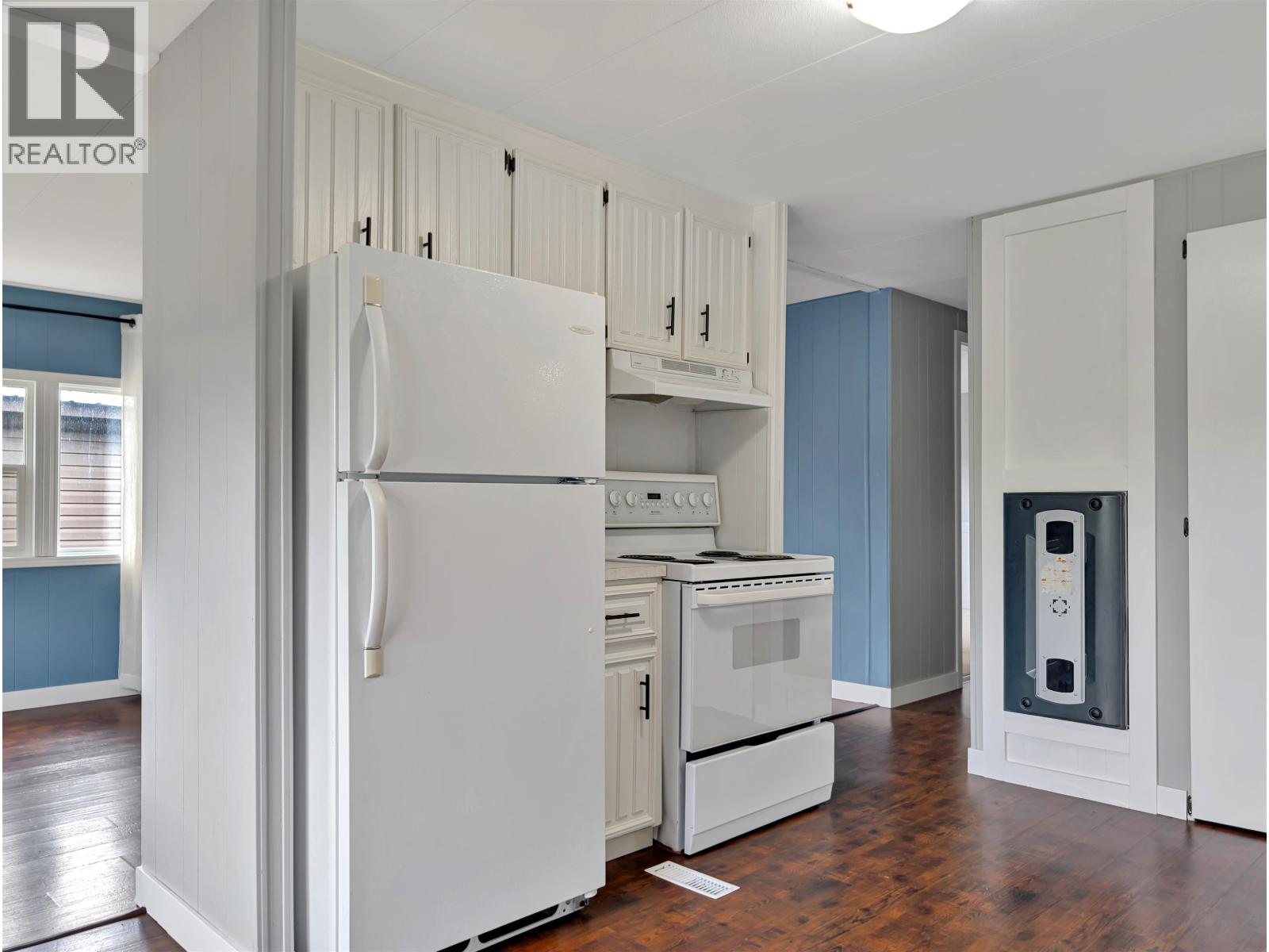 #9 704 DOG CREEK ROAD - Image 11