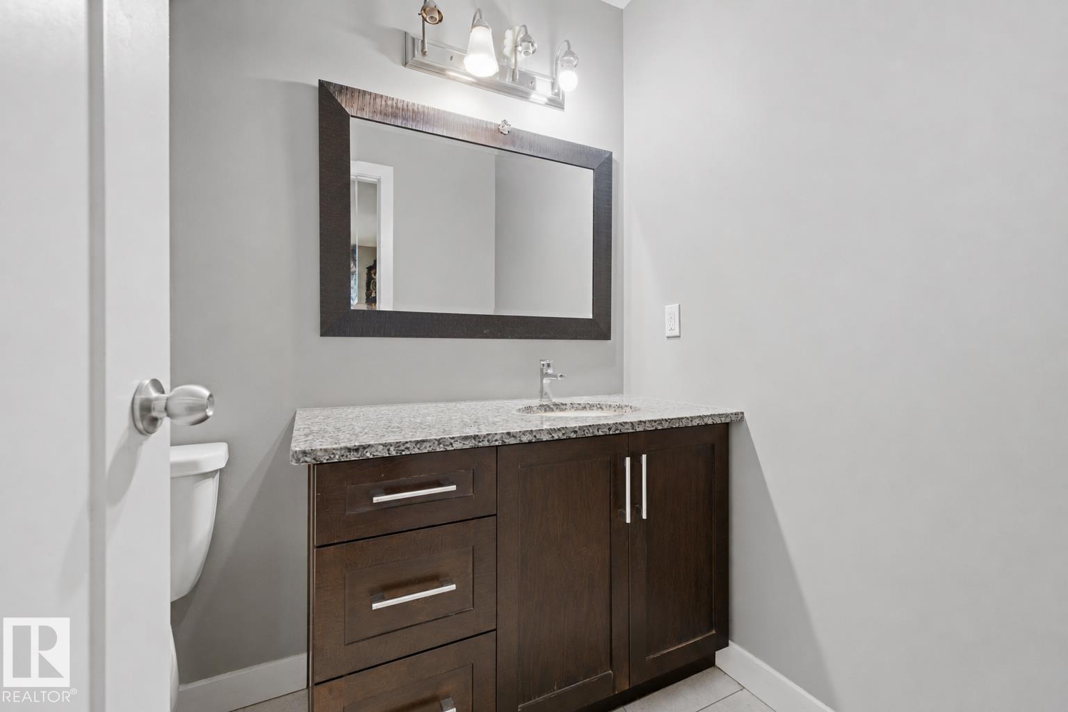 11827 56 ST NW - 25