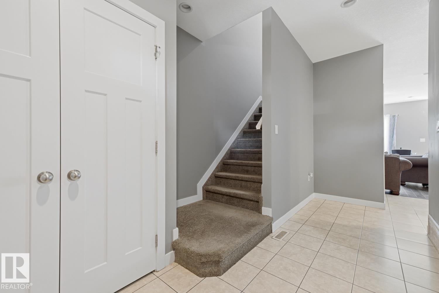 11827 56 ST NW - 3