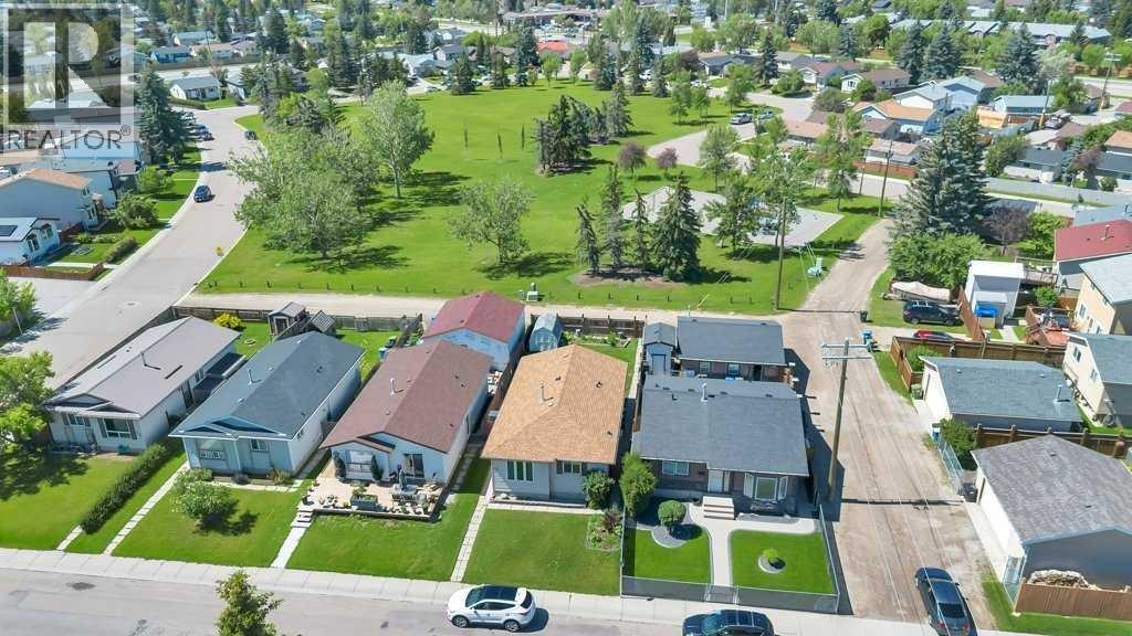 23 Abbercove Road SE - 10