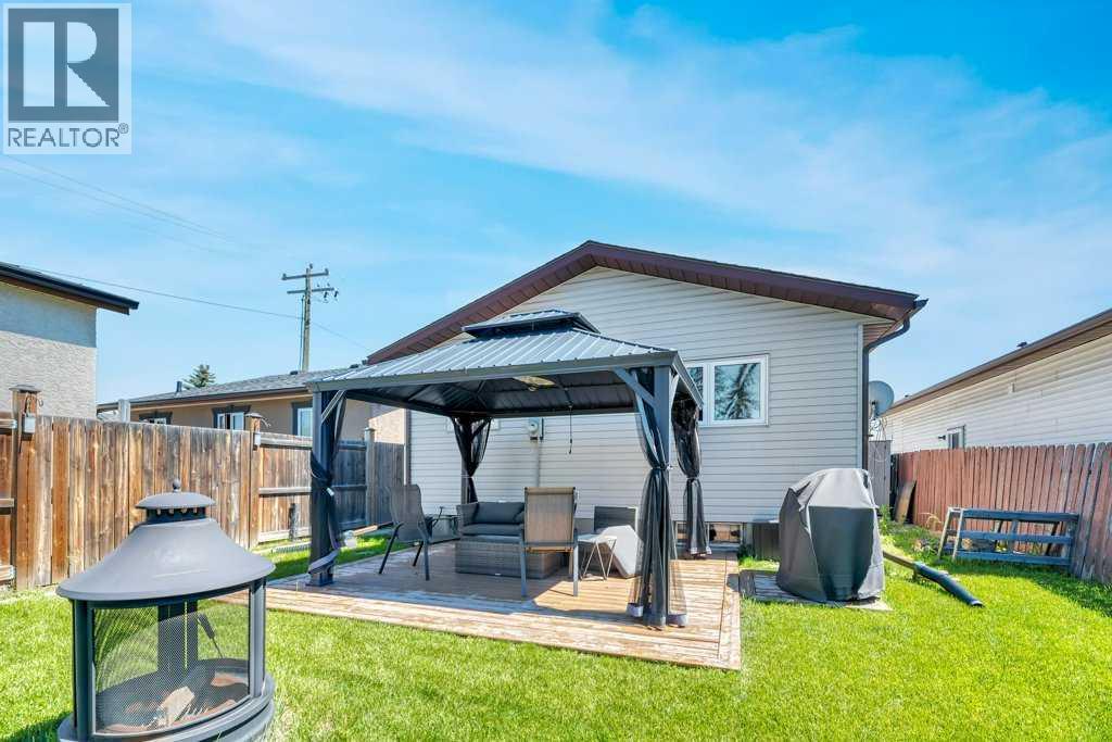 23 Abbercove Road SE - 7