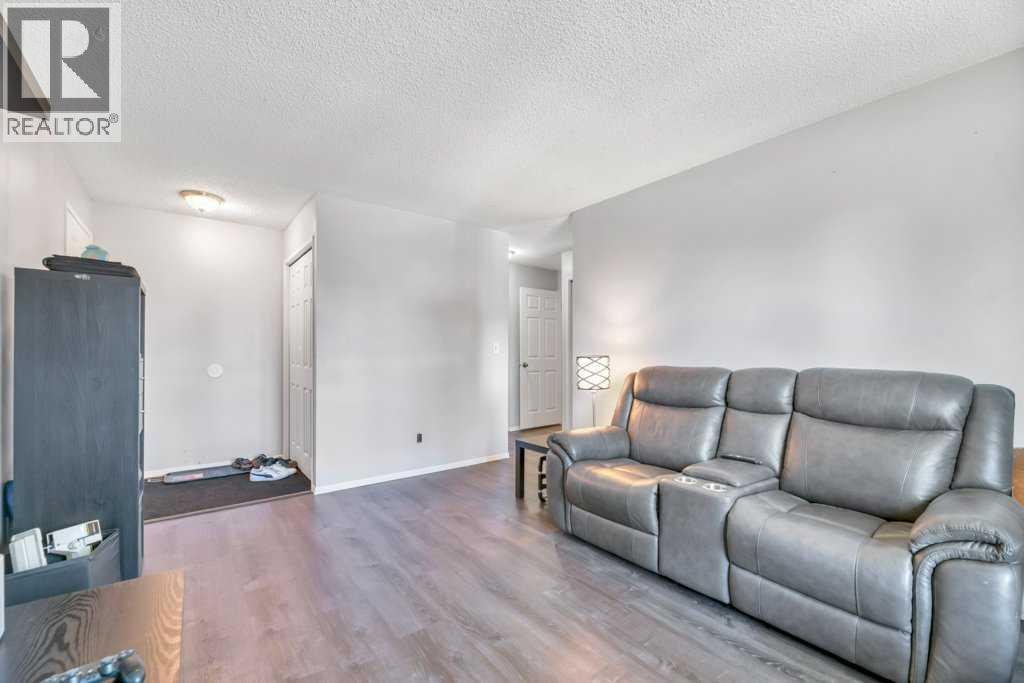 23 Abbercove Road SE - 18