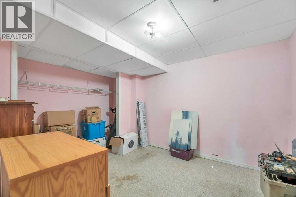23 Abbercove Road SE - 33
