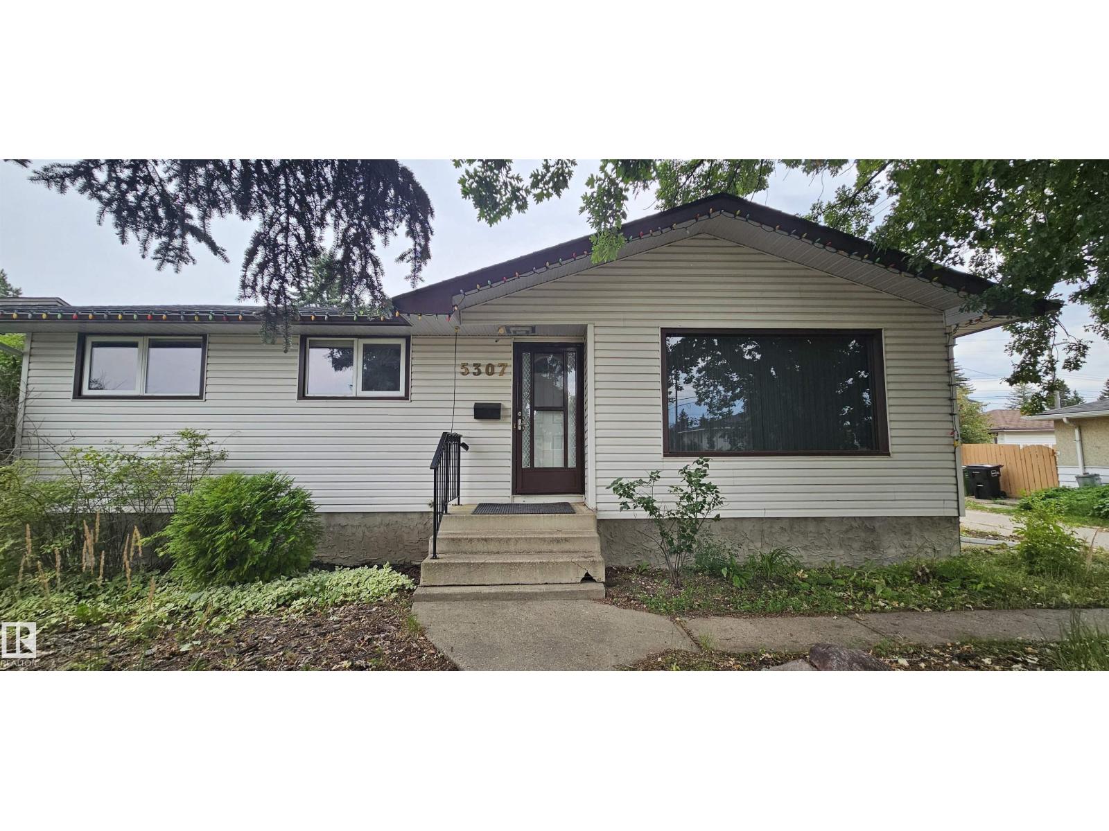 5307 114B ST NW - 1
