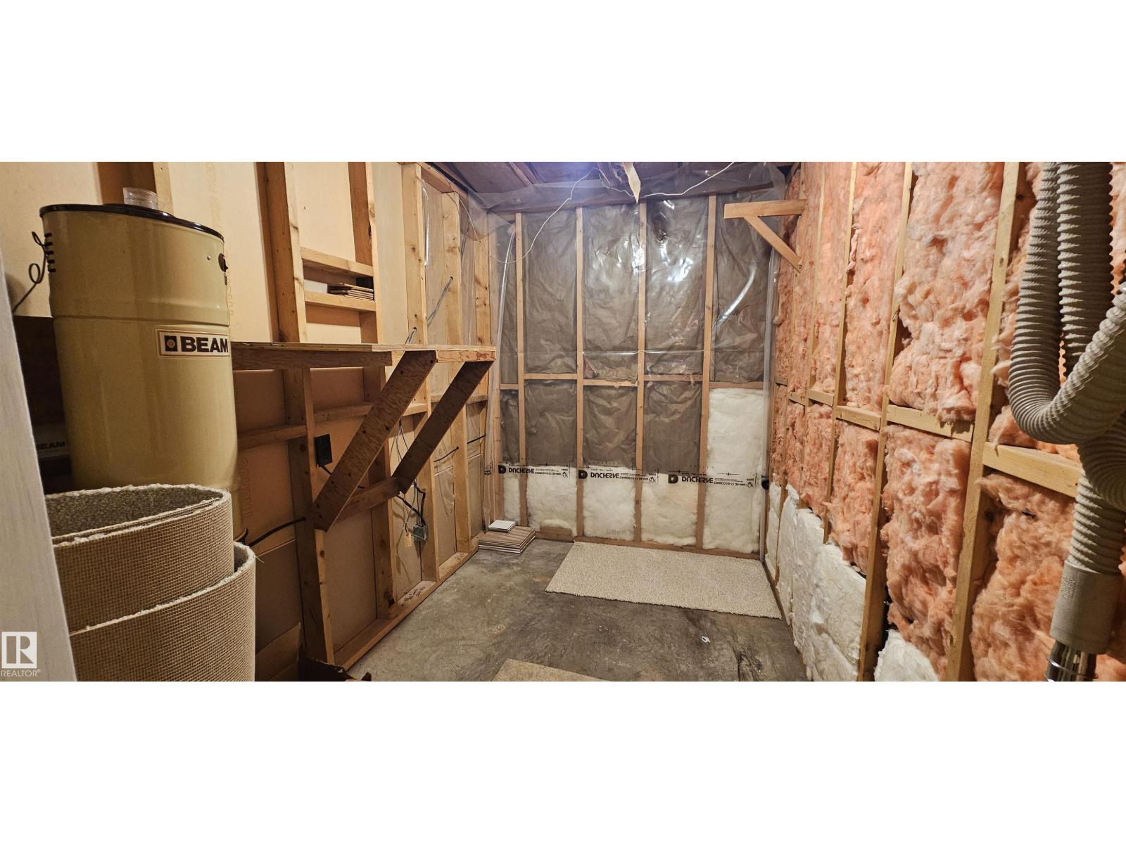 5307 114B ST NW - 33